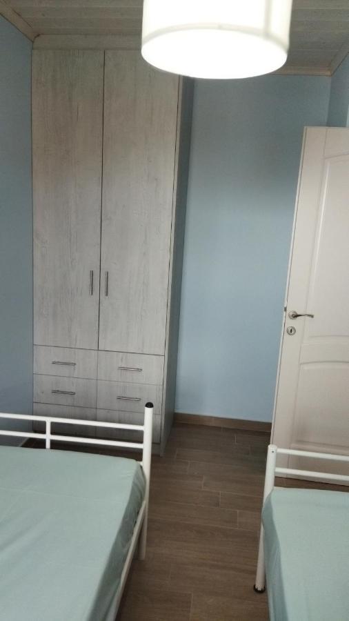Με Θέα Το Ηλιοβασιλεμα 2 Villa Áfissos Dış mekan fotoğraf