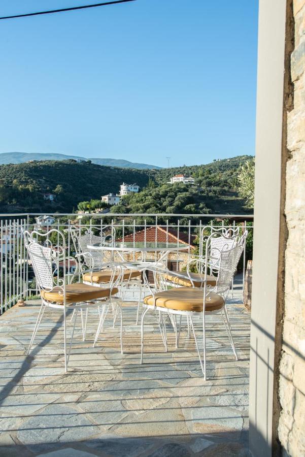 Με Θέα Το Ηλιοβασιλεμα 2 Villa Áfissos Dış mekan fotoğraf
